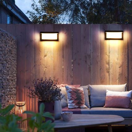 LED-ulkoseinävalaisin kanssa polttimo hämäräanturilla NEELY 1xE27/9W/230V IP54 musta