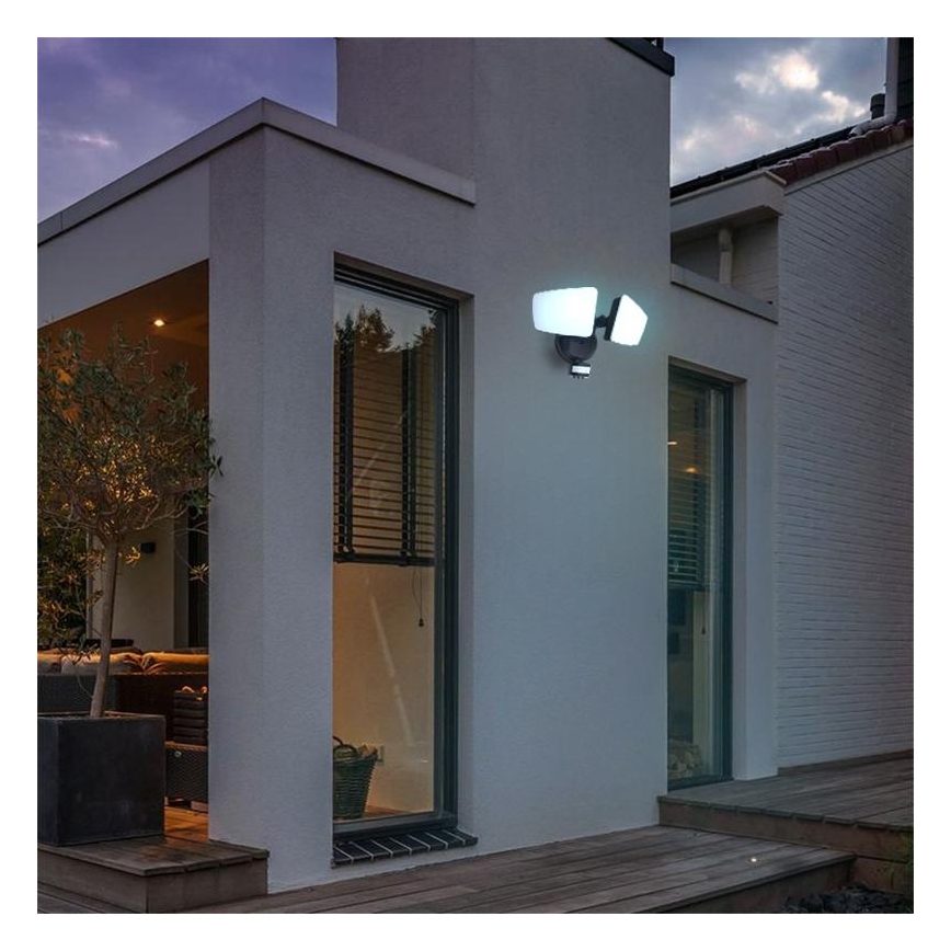 LED-ulkovalonheitin anturilla LED/24W/230V 3000/4000/6000K IP54 musta