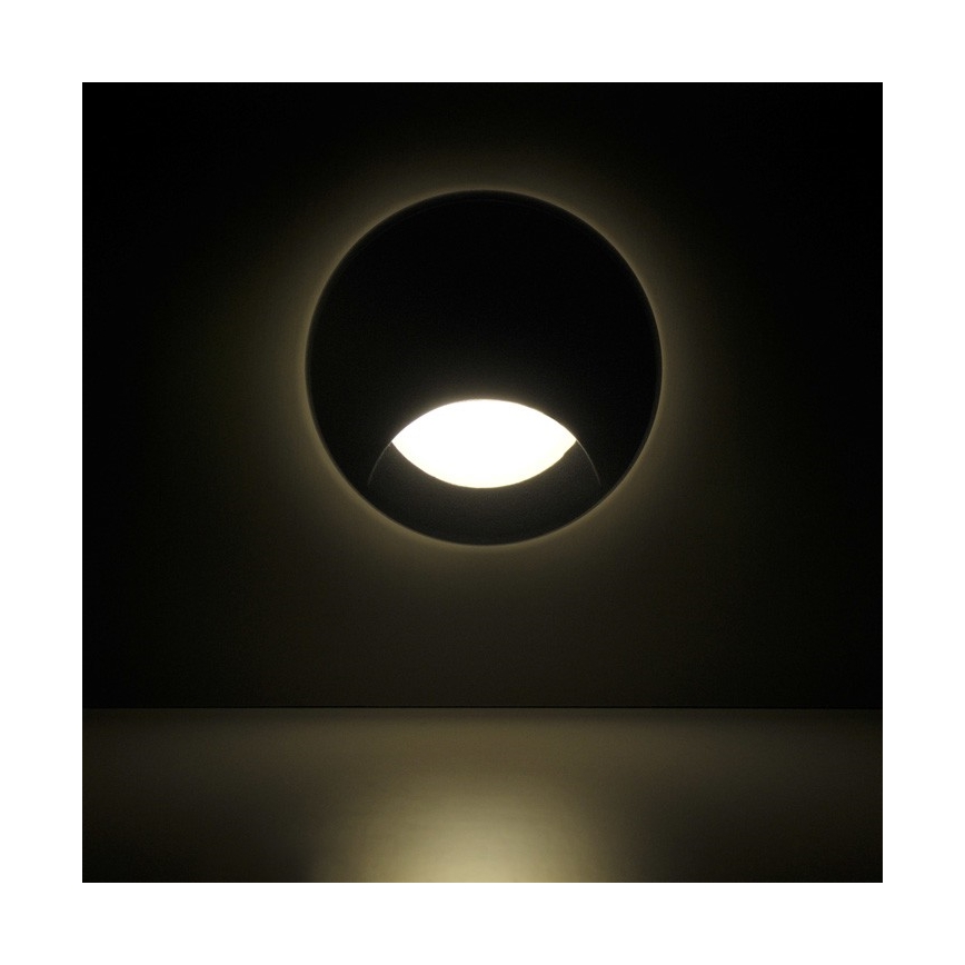 LED-upotettava portaikkovalaisin Q1 LED / 3W / 230V IP44