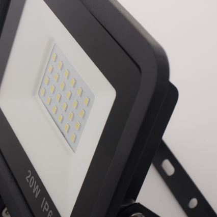 LED-valonheitin anturilla LED/20W/230V IP65