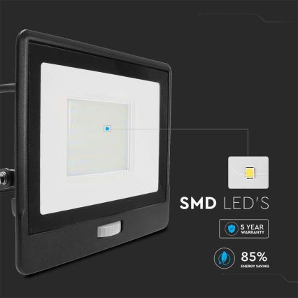 LED-valonheitin anturilla LED/50W/230V 6500K IP65 musta
