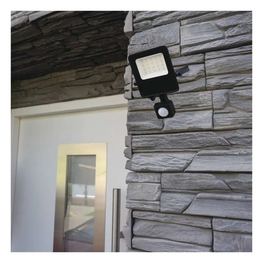 LED-valonheitin anturilla VISIO LED/30W/230V 4000K IP65