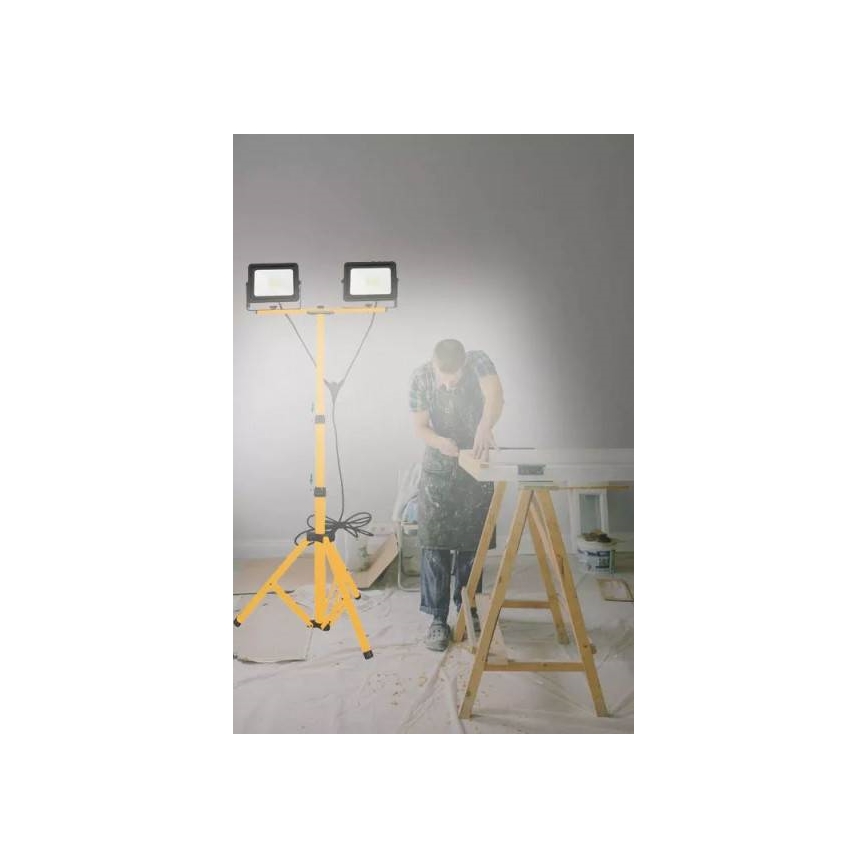 LED-valonheitin jalustalla 2xLED/30W/230V IP65