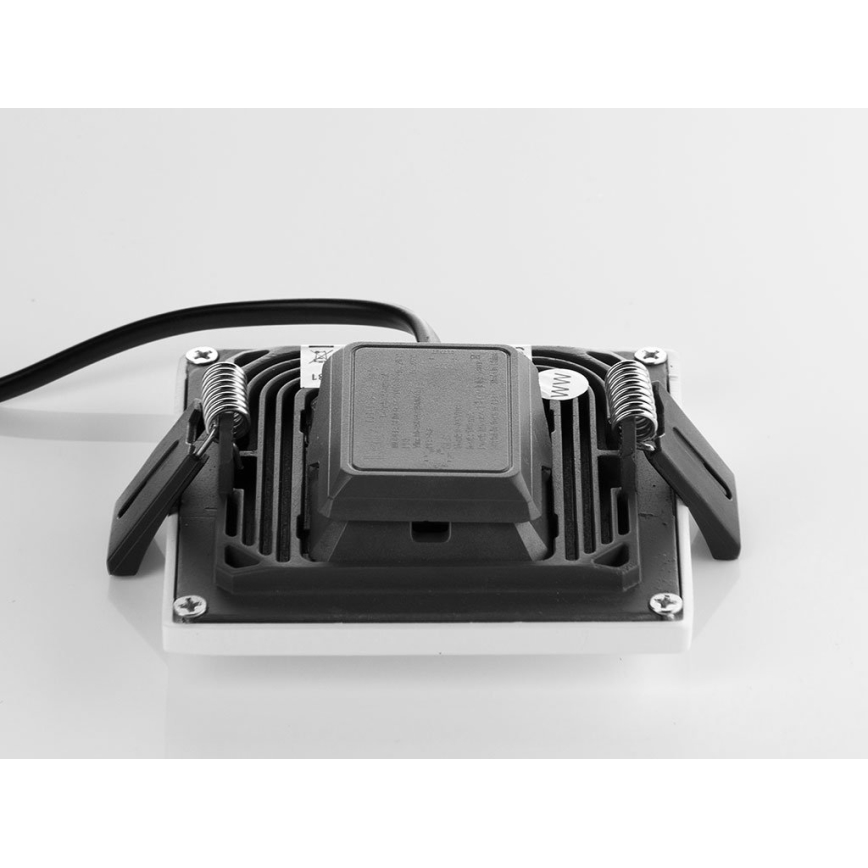 LED2 - LED Kylpyhuoneen upotettava valo SLIM LED/10W/230V IP43 CRI 90