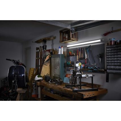 Ledvance - Keittiökaappien alla oleva LED-valo POWER BATTEN LED/24W/230V 4000K