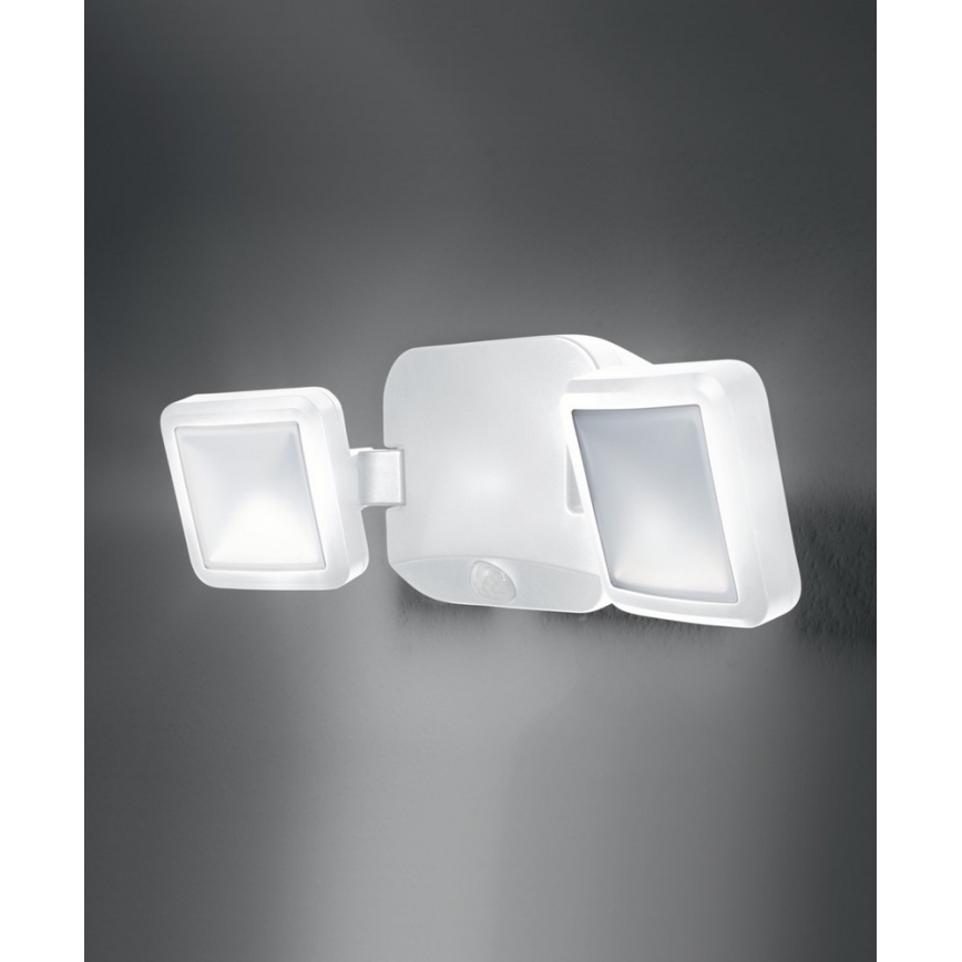 Ledvance - LED-ulkoseinävalaisin anturilla BATTERY 2xLED/10W/6V IP54