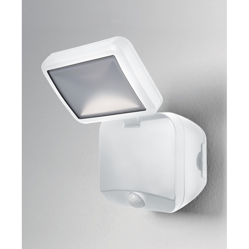 Ledvance - LED-ulkoseinävalaisin anturilla BATTERY LED/4W/6V IP54