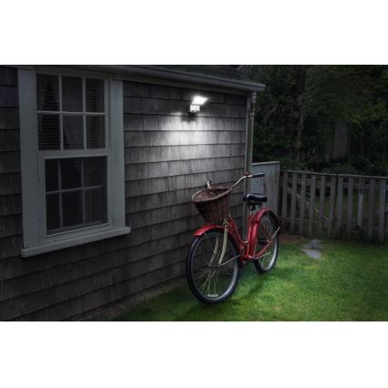 Ledvance - LED-valonheitin ulkoseinään anturilla SPOTLIGHT LED / 4W / 6V IP54