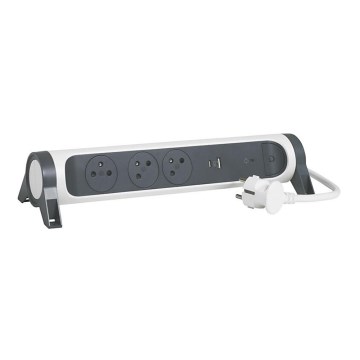 Legrand 049416 - Jatkojohto kytkimellä 3Z Tyyppi E + USB-A + USB-C 1,5m