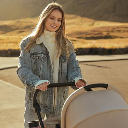 Lionelo - MERIL yhdistelmävaunut 2‑in‑1 Beige Sand