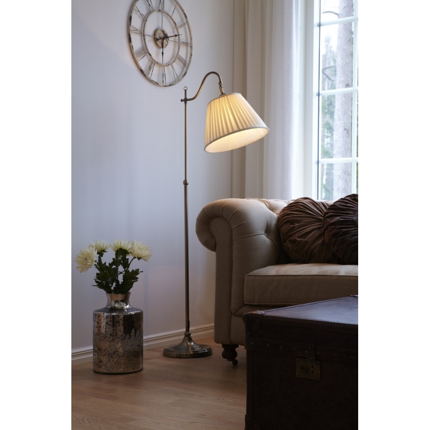 Markslöjd 105921 - Lattialamppu CHARLESTON 1xE27/40W/230V