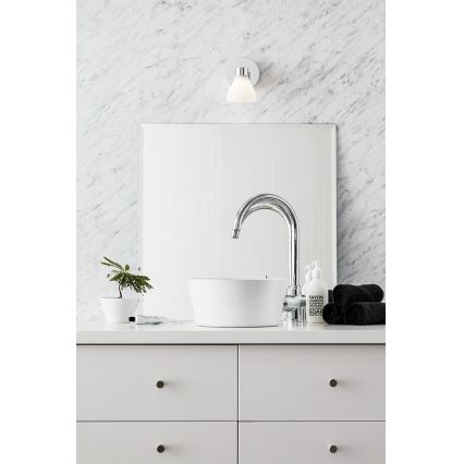 Markslöjd 106367 - Kylpyhuoneen seinävalaisin CASSIS 1xG9/18W/230V IP44