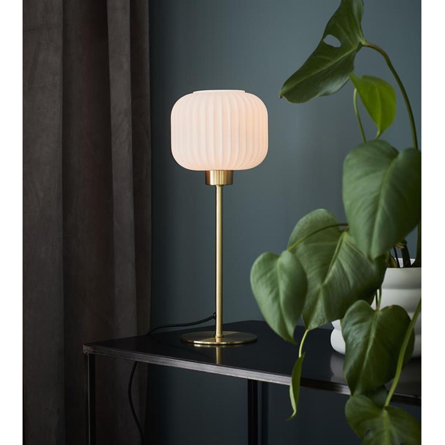 Markslöjd 108120 - Pöytävalaisin SOBER 1xE27 / 60W / 230V messinki