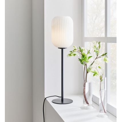 Markslöjd 108252 - Pöytälamppu CAVA 1xE14/40W/230V musta