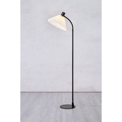 Markslöjd 108568 - Lattialamppu MIRA 1xE27/40W/230V musta