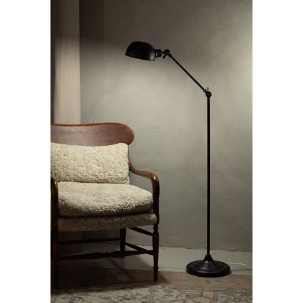 Markslöjd 108586 - Lattialamppu PORTLAND 1xE27/40W/230V musta