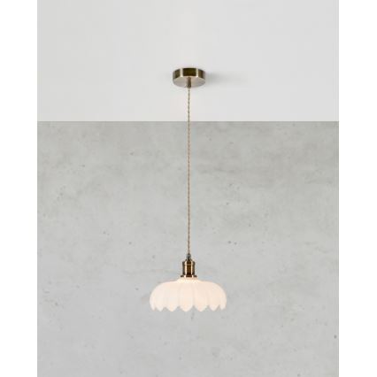 Markslöjd 108857 - Kattokruunu johdossa KURAGE 1xE27/40W/230V messinki/valkoinen