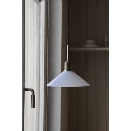 Markslöjd 108867 - Kattokruunu johdossa VELA 1xE27/40W/230V messinki/valkoinen