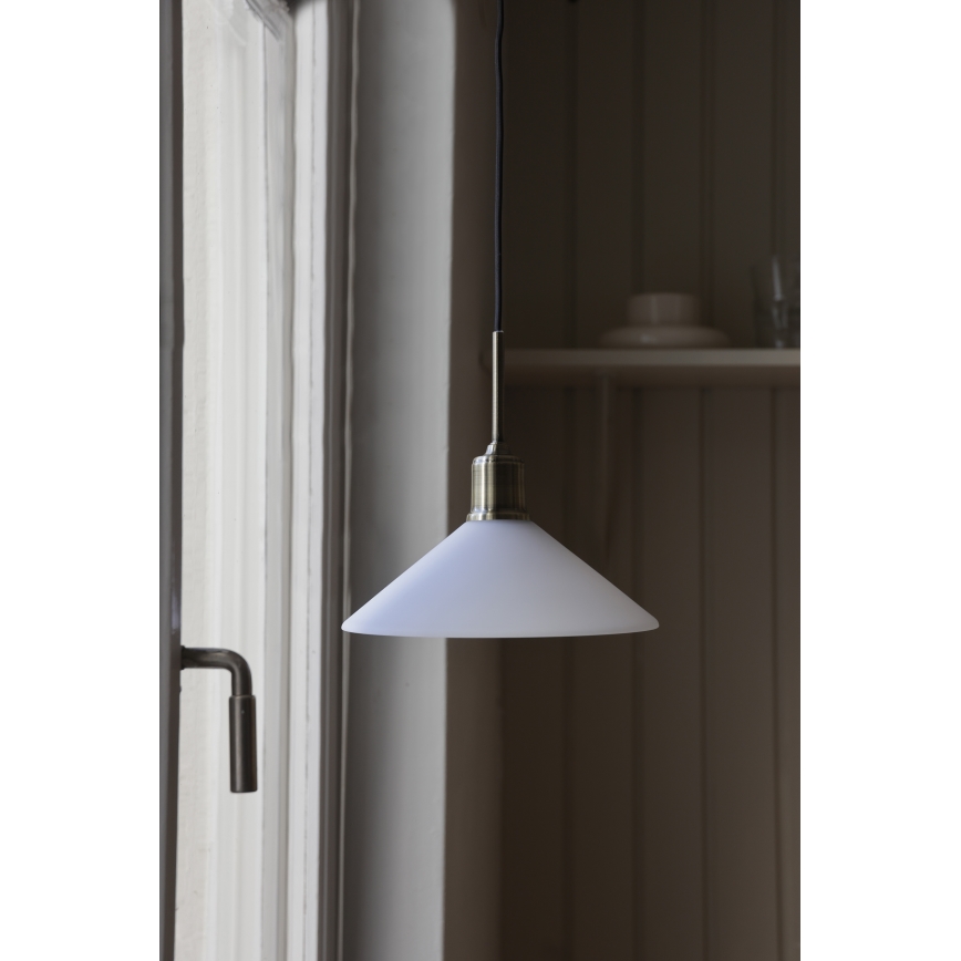 Markslöjd 108867 - Kattokruunu johdossa VELA 1xE27/40W/230V messinki/valkoinen