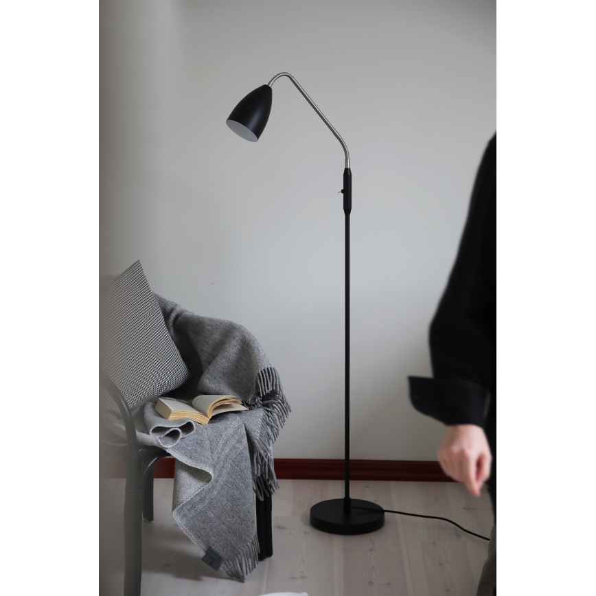 Markslöjd 108886 - himmennettävä LED-lattiavalaisin PATRO LED/4,9W/230V CRI 90 musta