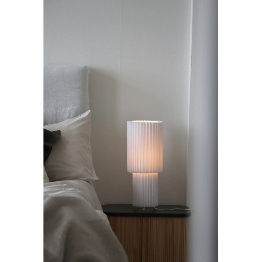 Markslöjd 108897 - Pöytälamppu CATIS 1xE27/60W/230V 45 cm valkoinen