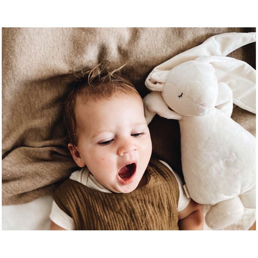 Moonie - Snuggle buddy melodialla ja valolla pupu 2.0 organic Hiekka