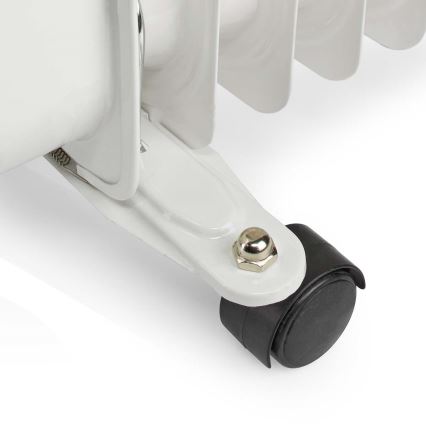 Kannettava öljylämmitin, jossa 11 tasoa 1000/1500/2500W/230V