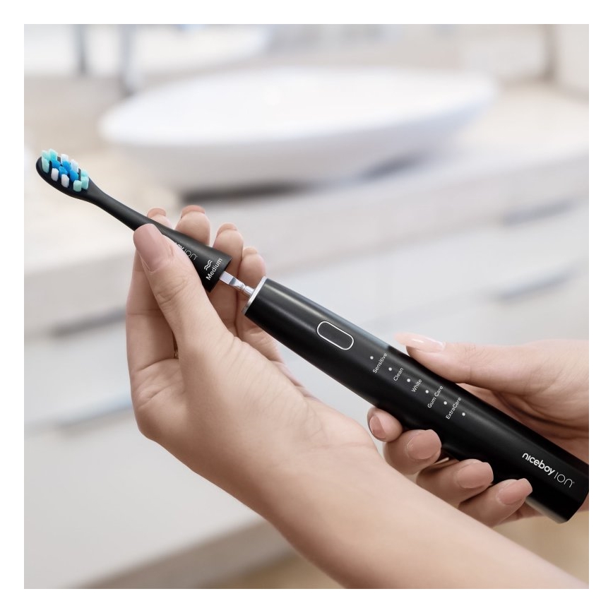 Niceboy ION Sonic - Sonic hammasharja 800 mAh IPX7 musta