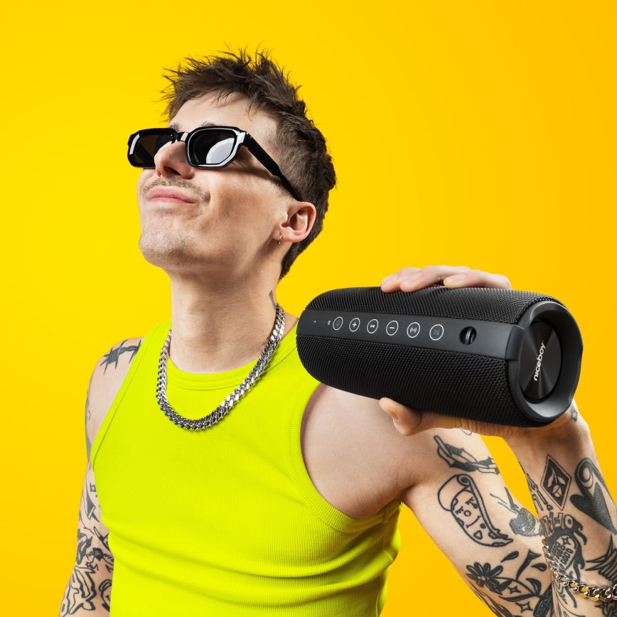 Niceboy Titan 4 - LED Langaton kaiutin mikrofonilla ja virtapankki toiminto 50W/4000 mAh IPX7 musta