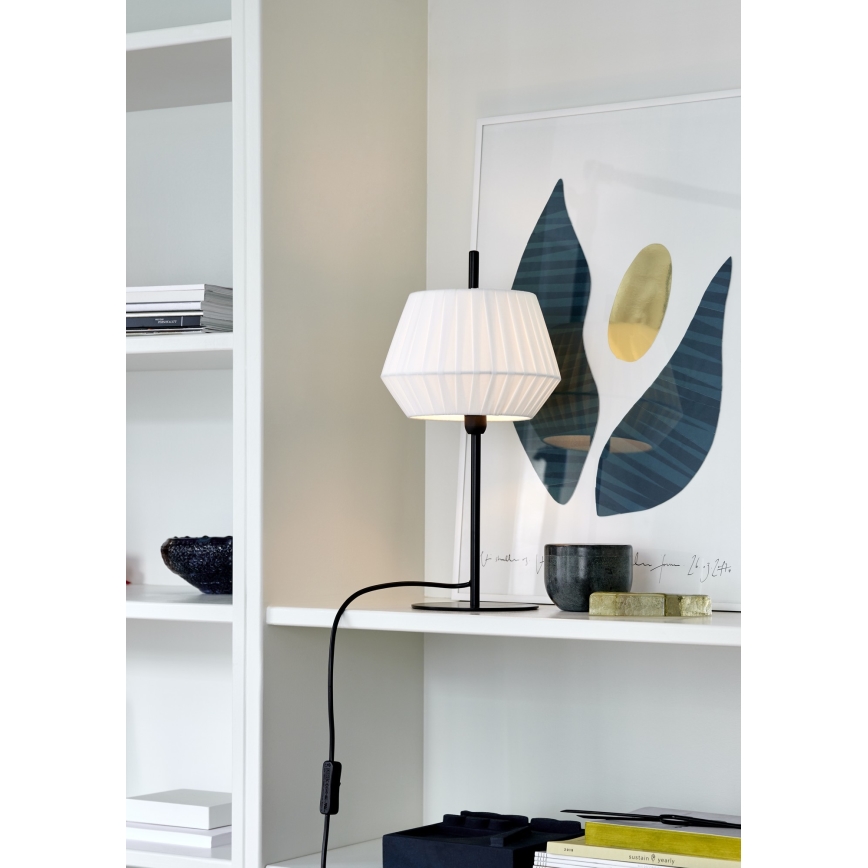 Nordlux - Pöytävalaisin DICTE 1xE14/40W/230V valkoinen/musta
