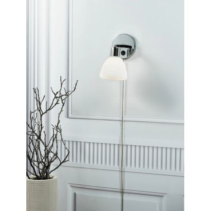 Nordlux - Seinävalaisin RAY 1xE14/25W/230V valkoinen