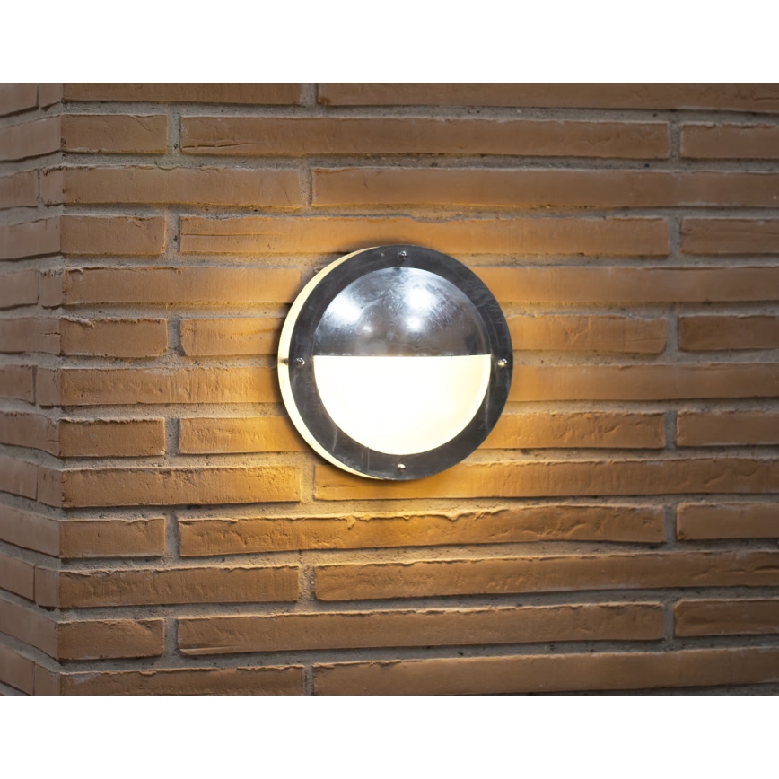 Nordlux - Ulkoseinävalaisin MALTA 1xE27/60W/230V IP54 hopea