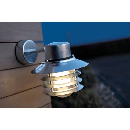 Nordlux - Ulkoseinävalaisin VEJERS 1xE27/60W/230V IP54, hopea