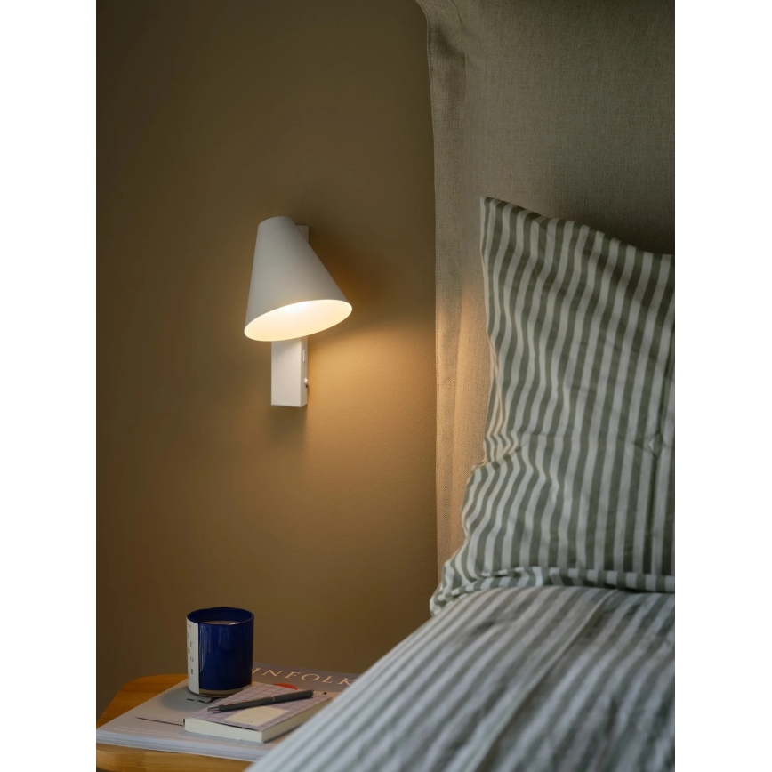 Nordlux - WILMER seinävalaisin USB-portilla 1xE14/40W/230V, valkoinen
