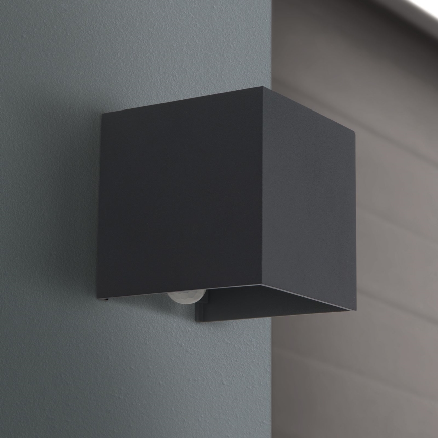 LED Ulkoseinävalaisin liike- ja hämärätunnistimella CUBE-S LED/13W/230V IP54 antrasiitti