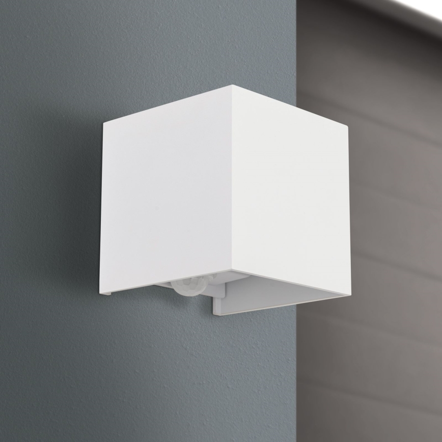 LED Ulkoseinävalaisin liike- ja hämärätunnistimella CUBE-S LED/13W/230V IP54 valkoinen
