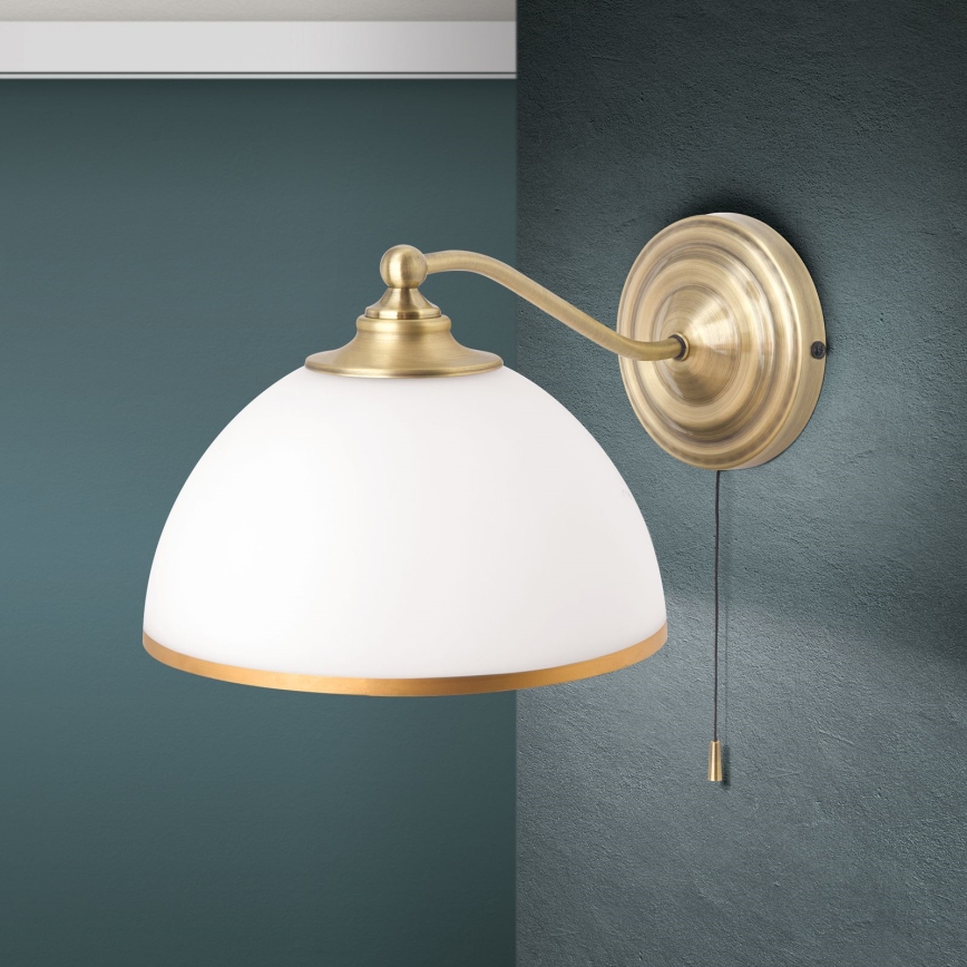 Seinävalaisin OLD LAMP 1xE27/40W/230V valkoinen/messinki