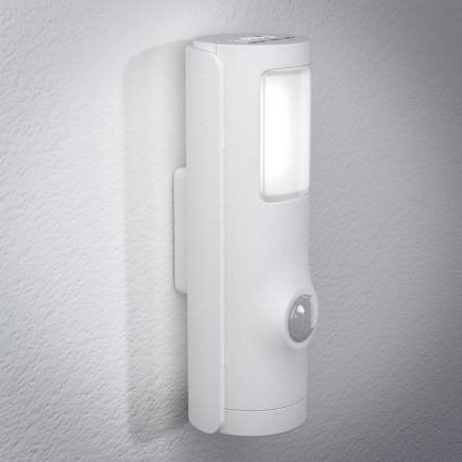Osram - LED-opastevalaisin NIGHTLUX liike- ja hämäräkytkimellä LED/0,35W/3xAAA IP54 valkoinen