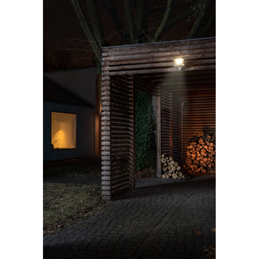 Osram - LED-valonheitin anturilla ENDURA LED/50W/230V 4000K IP44