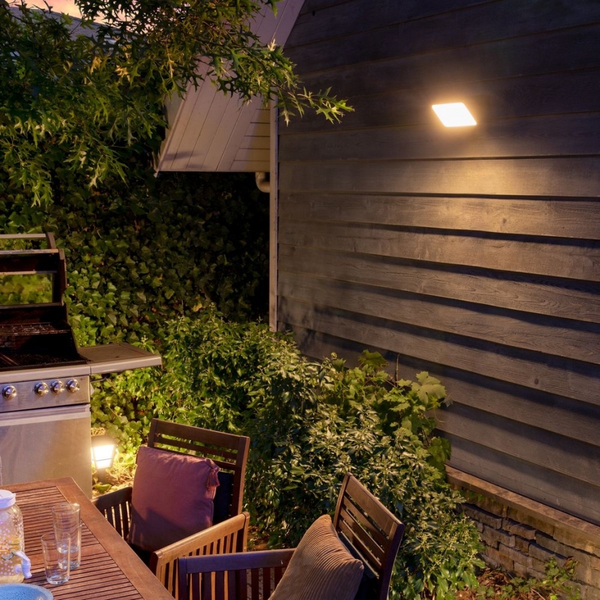 Philips - LED RGBW Himmennettävä ulko reflektor Hue DISCOVER 2xLED/15W/230V 2000-6500K IP44