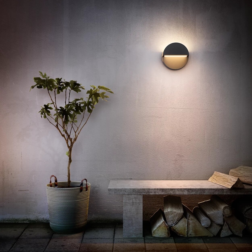 Philips - LED-ulkoseinävalaisin VALOR LED/4,3W/230V 2700K IP44