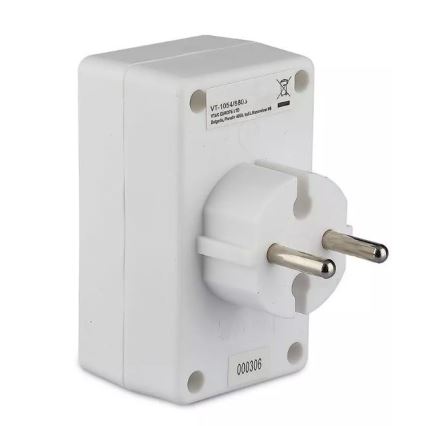 Pistokkeenjakaja 4x2,5A / 230V