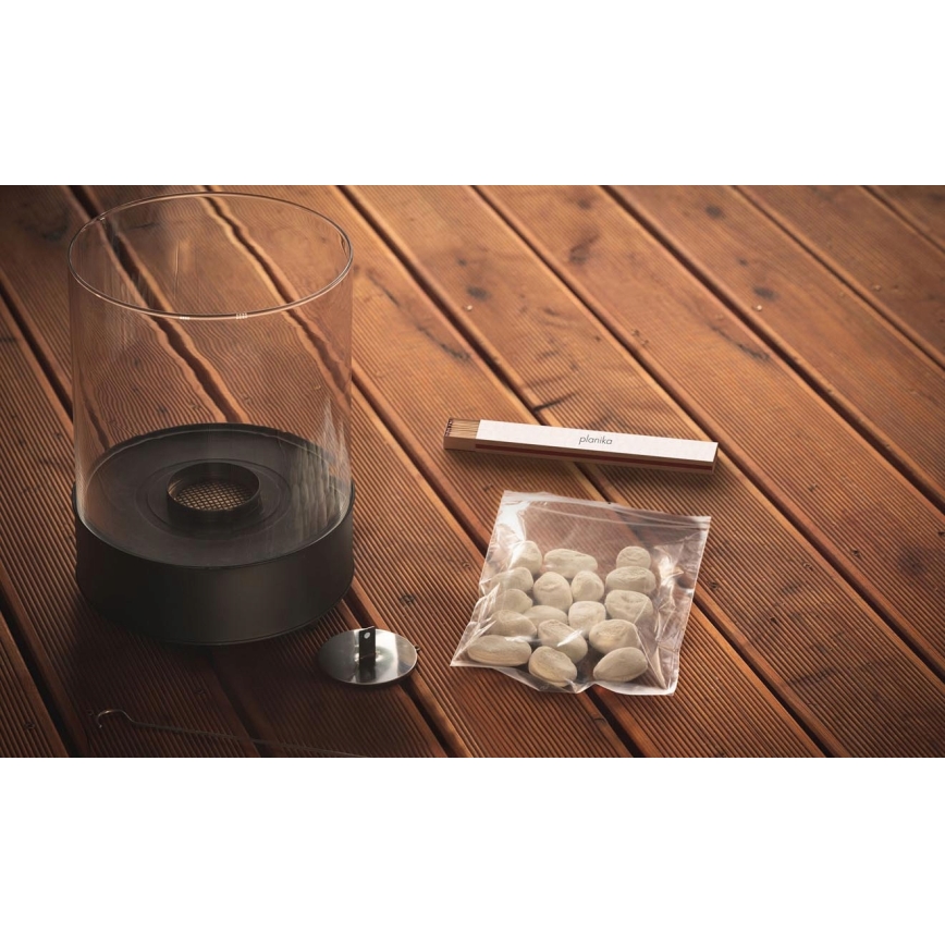 Planika - BIO-takka 36,3x25,1 cm 2,5 kW musta