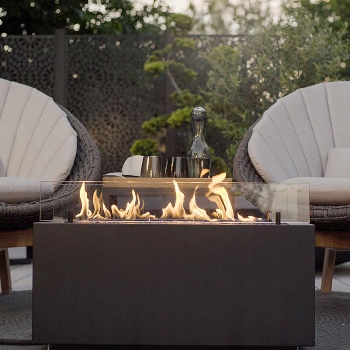 Planika - Ulkokäyttöinen kaasukamiina 41,4x69,8 cm 10 kW 1xAAA musta + suojakansi