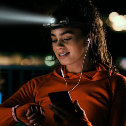 LED ladattava alumiininen otsalamppu LED/2600 mAh IP66