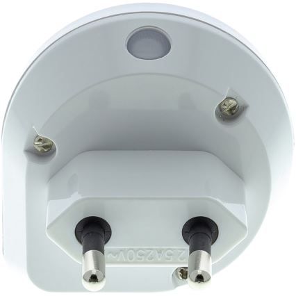 LED Pistorasian suuntavalo anturilla LED/0,4W/230V 3000K valkoinen