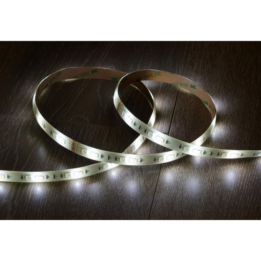 LED RGBW Älykäs himmennettävä nauha 5m LED/230V 2700-6500K Wi-Fi Tuya + kauko-ohjaus