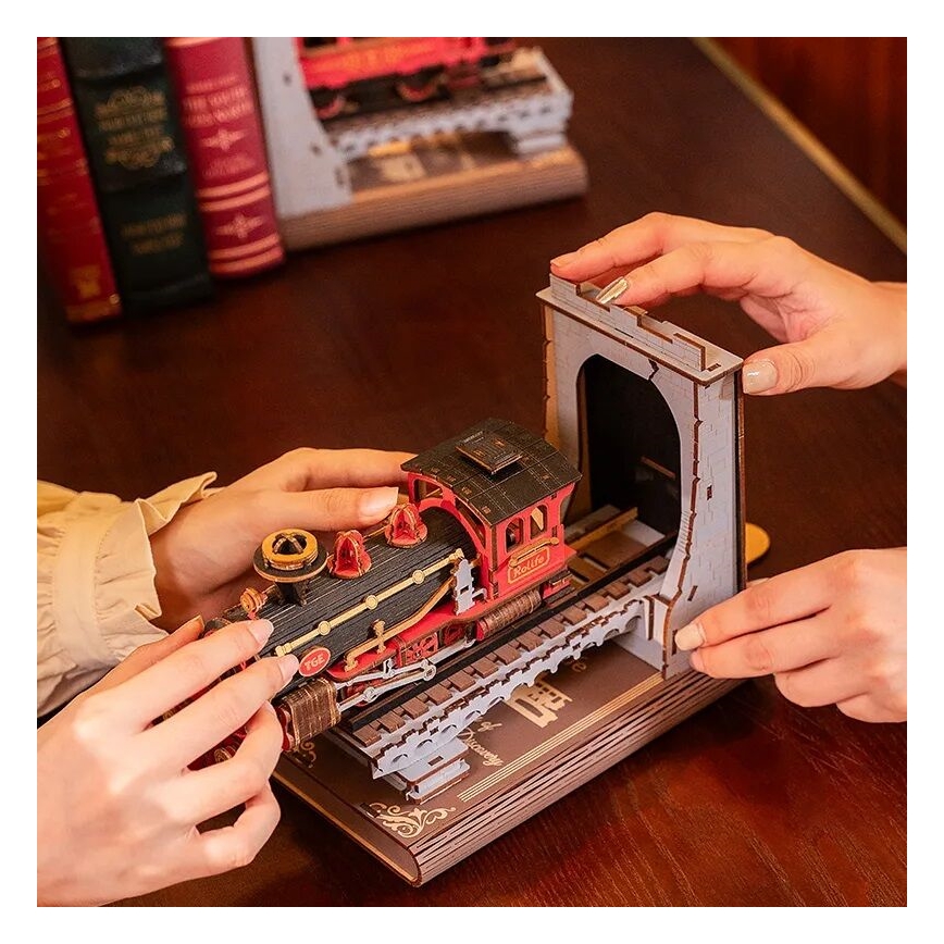 RoboTime - 3D palapeli Kirjapidike Historiallinen höyryveturi
