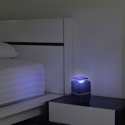 Sähköinen LED-hyönteisloukku USB/5V 40 m²