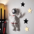 Seinäkoriste 47x35 cm astronaut hopea